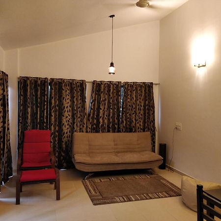 Chalet Casa Amor, Perfect Home Amidst Tranquility Karjat Exteriör bild