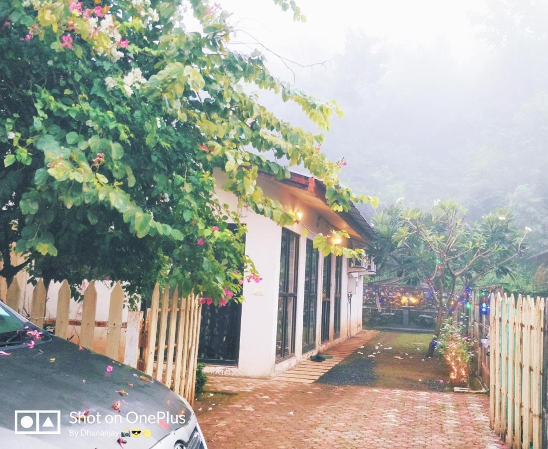 Chalet Casa Amor, Perfect Home Amidst Tranquility Karjat Exteriör bild