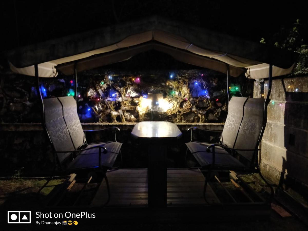 Chalet Casa Amor, Perfect Home Amidst Tranquility Karjat Exteriör bild