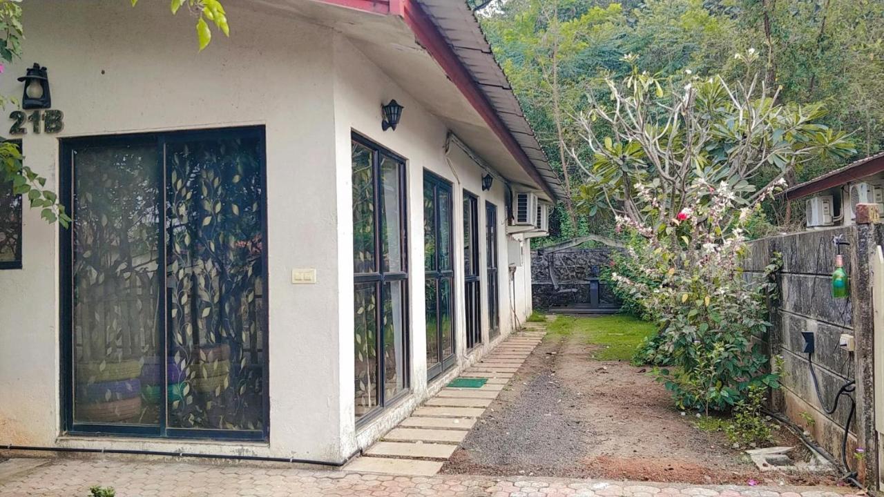 Chalet Casa Amor, Perfect Home Amidst Tranquility Karjat Exteriör bild